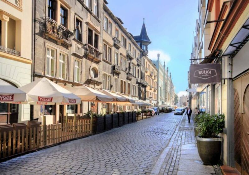 Wrocaw guided walking tour and winter boat cruise - Exploring Wrocław’s Old Town on Foot