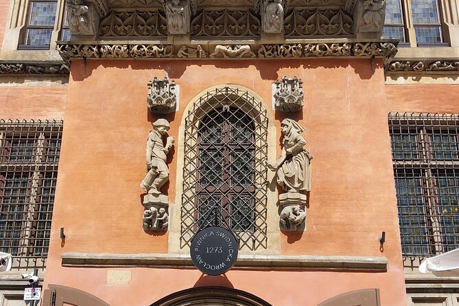 Wrocaws Old Town: A Self-Guided History Tour - Fairy-Tale Charm with "Hansel and Gretel" Houses