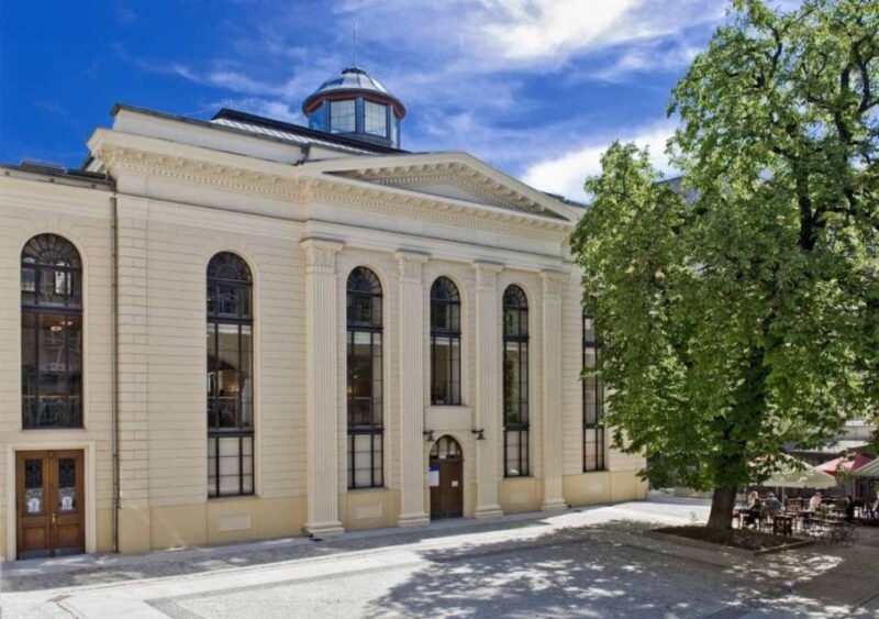 Wroclaw: 2-Hour Tour by Electric Car with a driver-guide - Practical Information and Tour Logistics