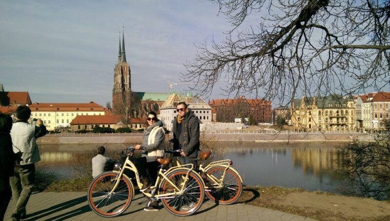 Wroclaw: 3-Hour Bike Tour in English or Polish - Modern Additions: Iglica and Grunwaldzki Square
