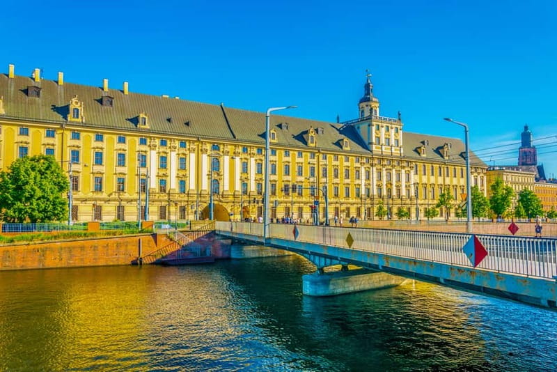 Wroclaw: 3-Hour City WalkingTour with University & Cathedral - Who Will Appreciate This Tour the Most