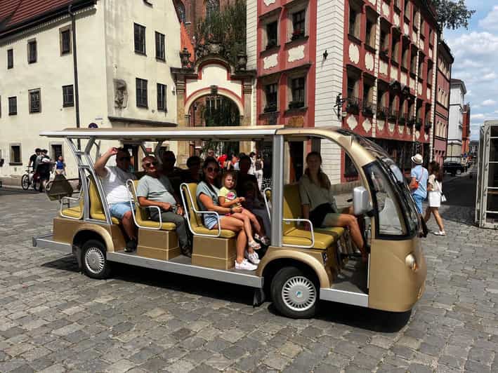 Wroclaw: City Tour Sightseeing By Golf Cart Shared Or Privat - From Old Town to the Centennial Hall Complex