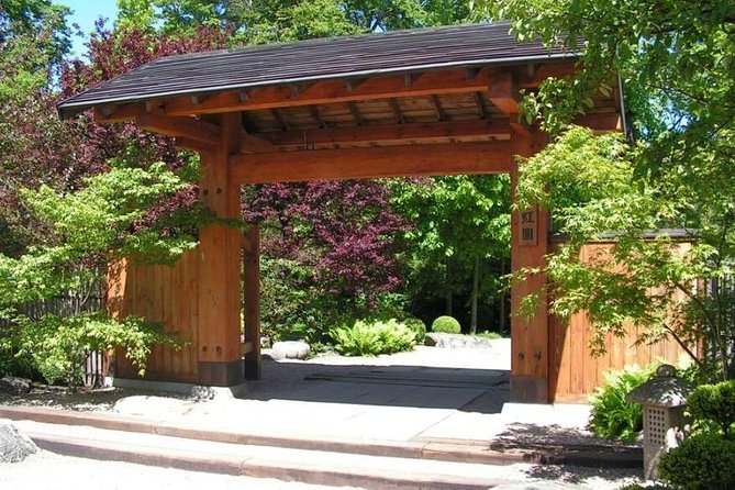 Wroclaw Grand City Private Tour with Japanise Garden and Panorama Painting - Explore Wroclaw’s Top Sights on a Private 5-Hour Tour for $139