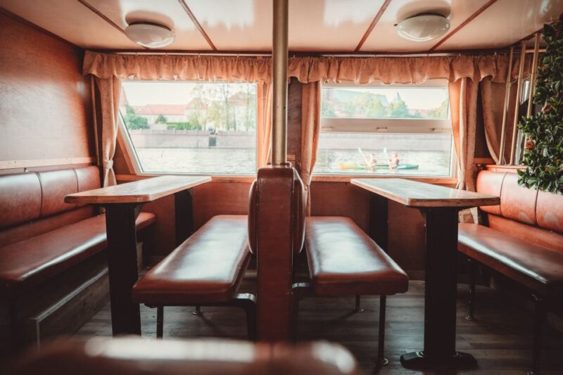 Wroclaw: Oder River Boat Party with Unlimited Drinks - Exciting Nightlife on the Oder River with Unlimited Drinks