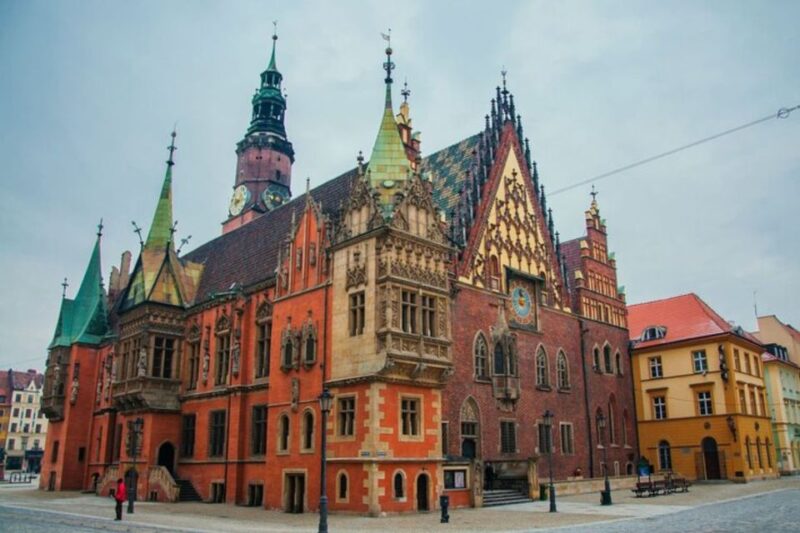 Wroclaw: Private custom tour with a local guide - Customizing the Tour to Match Your Interests