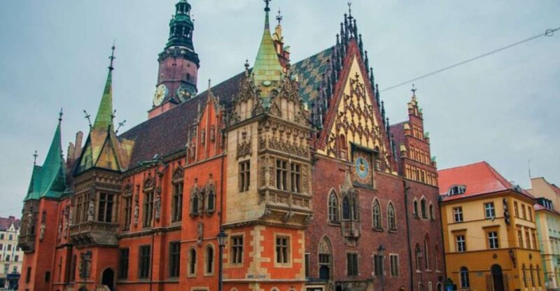 Wroclaw: Private custom tour with a local guide - Practical Details: Pickup, Transport, and Accessibility