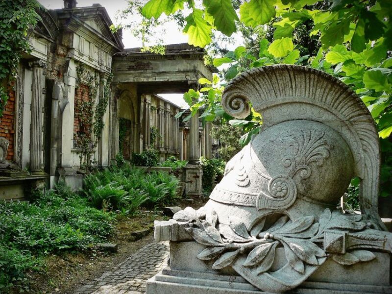 Wroclaw: Private Jewish Heritage Guided Tour - Visiting the Memorial to Kristallnacht Victims