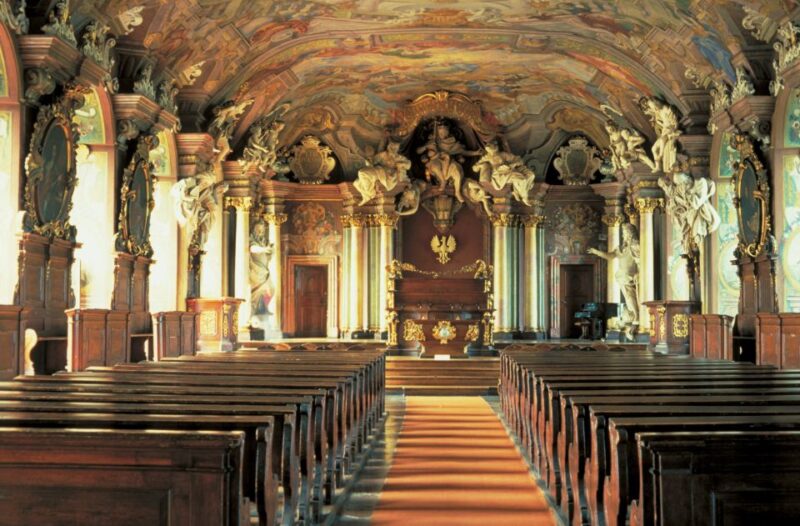 Wroclaw Private Old Town Guided Walking Tour - Explore Wroclaws Historic Old Town with a Private Guide