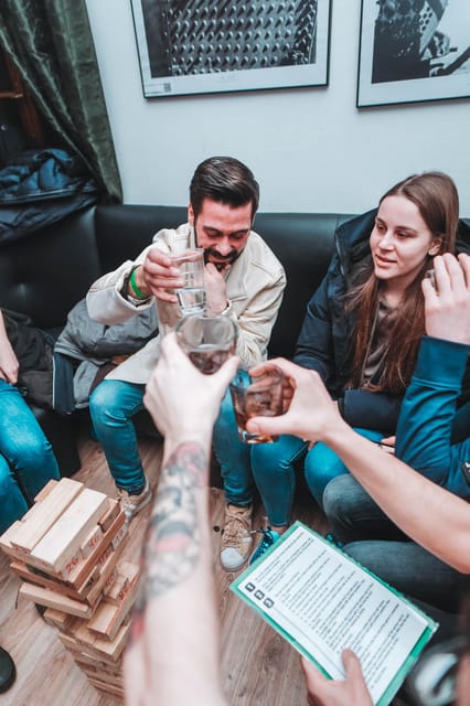 Wroclaw: Pub Crawl with Unlimited Drinks and VIP Club Entry - RO Music Club: The Final Stop with VIP Access