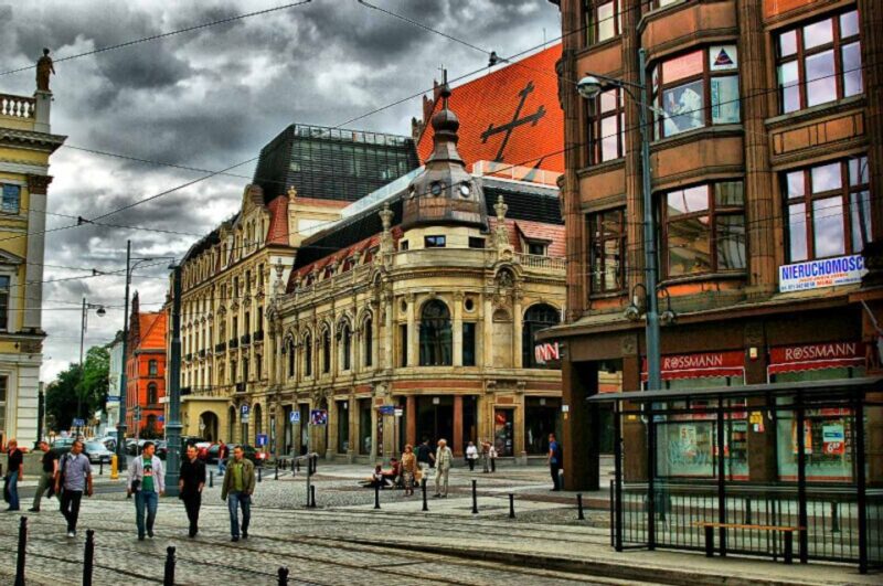 Wroclaw: Secrets of Wroclaw Walking Tour (2 hours) - Exploring Wroclaws Historic Old Town