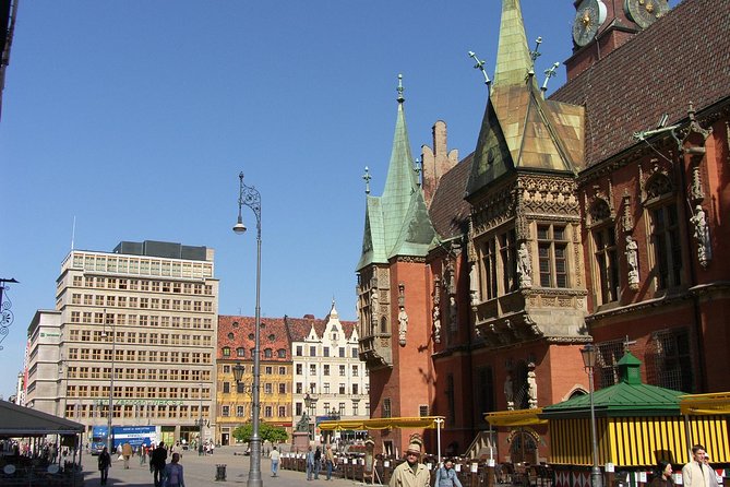 Wroclaw with licensed guide, 2 hours, professional and humorous! - Key Points