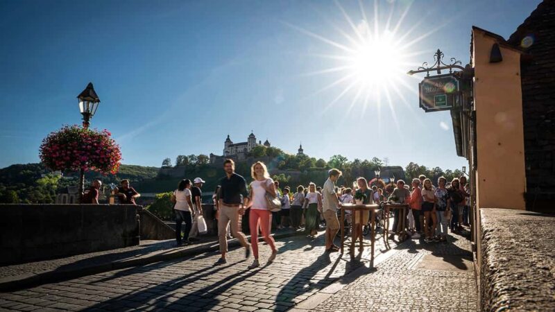 Würzburg: Brückenschoppen (guided tour with wine) - The Old Main Bridge: Würzburg’s Central Meeting Point