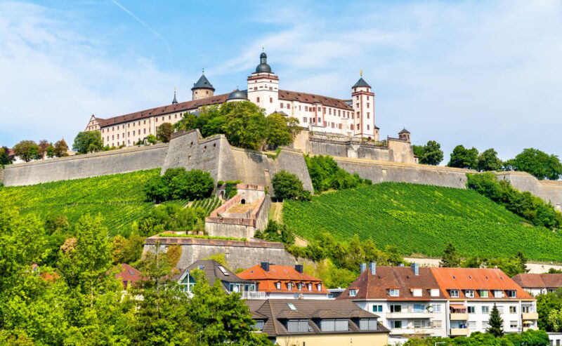 Würzburg: Express Walk with a Local - Iconic Landmarks: Würzburg Cathedral and St Mary’s Chapel