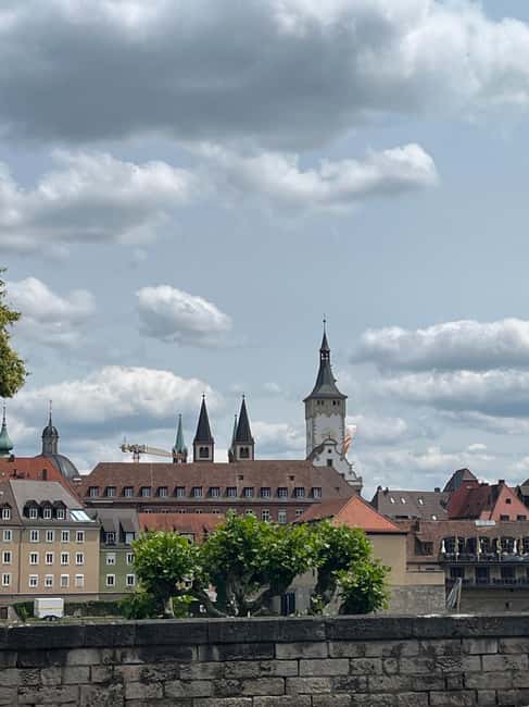 Würzburg Old Town Tour with Wine Tasting on the Old Main Bridge - Discovering Würzburg’s Historic Streets and Squares