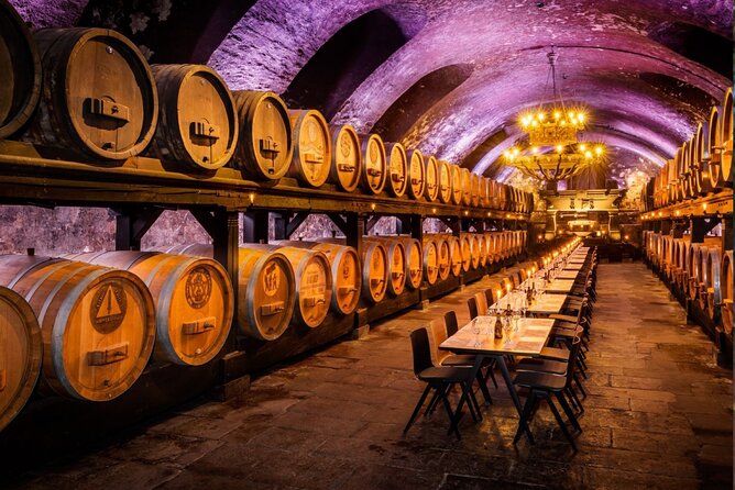 Würzburg Scavenger Hunt and Sights Self-Guided Tour - Accessing the Tour and Taking Breaks