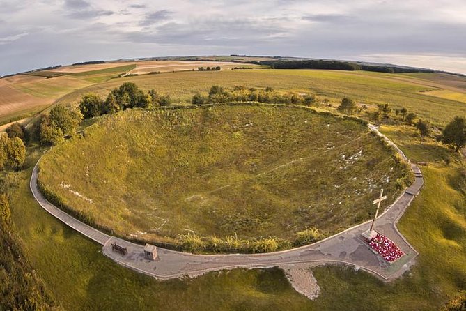WW1 Somme Battlefield - Thiepval, Beaumont Hamel - Day trip from Paris (3/7 pax) - Visiting Lochnagar Crater: The Largest Mine Explosive