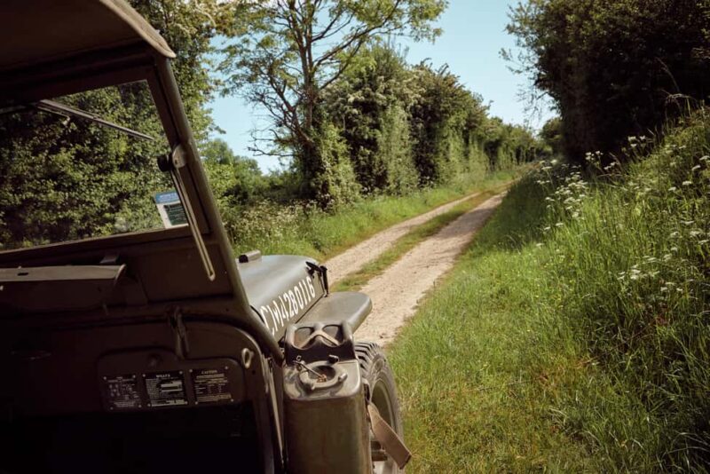 WW2 Jeep Tour Utah Beach - Sainte Mere Eglise 2h - Discover a WWII Jeep Ride in Normandy Using Authentic Vehicles