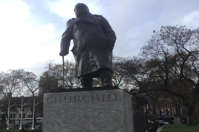 WW2 London Blitz Private Tour - Reflecting on the Cenotaph and War Memorials