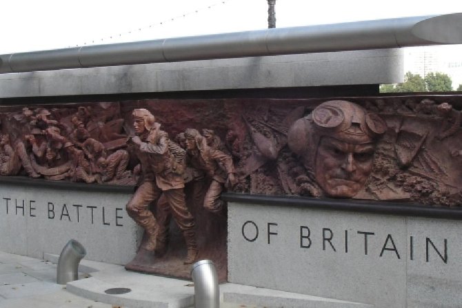 WW2 London Blitz Private Tour - Viewing Churchill’s War Rooms from Outside