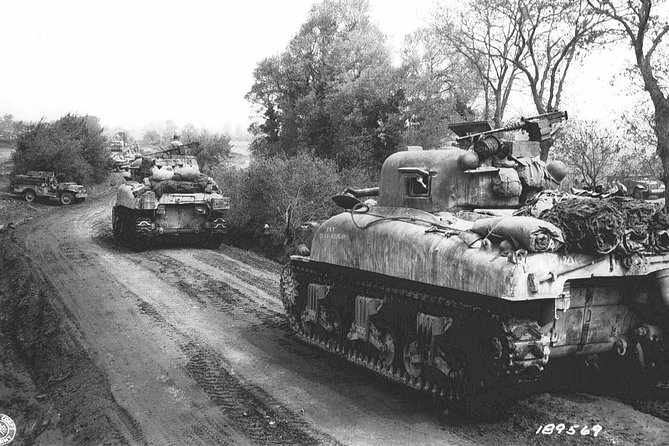 WWII BATTLEFIELDS: Anzio and Nettuno D-Day Landings Fullday from Rome - The Beach Head War Cemetery and Its Significance