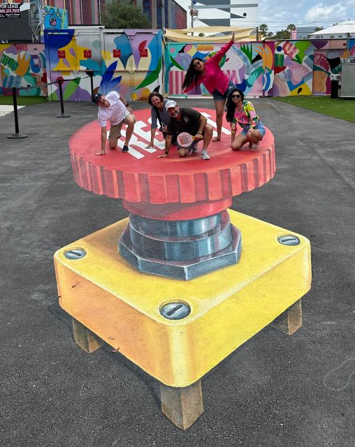 Wynwood Walls Street Art & Neighborhood Walking Tour - The Expert Guides and Their Stories