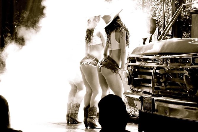 X Country at Harrah's Hotel and Casino in Las Vegas - The Dynamic Performers and Choreography