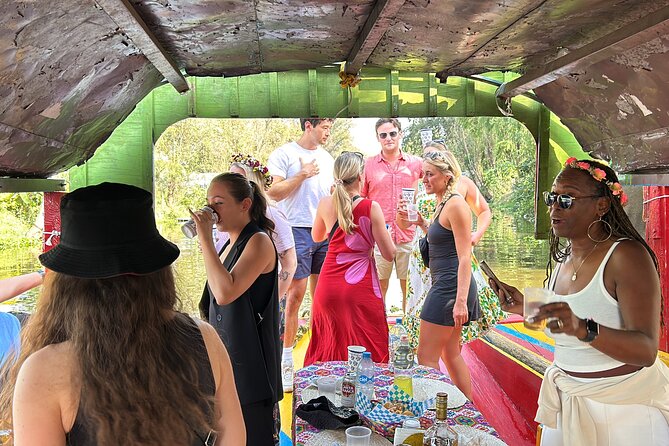 Xochimilco BOAT LIGHT PARTY WITH 1 DRINK AND 4 TAQUITOES + 18 - The Practicalities of the Tour