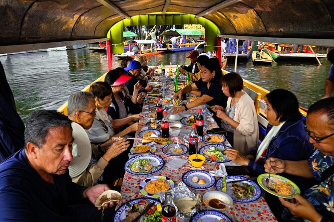 Xochimilco, Coyoacan and more tours - Exploring Mexico City’s South Side: Xochimilco, Coyoacan, and More