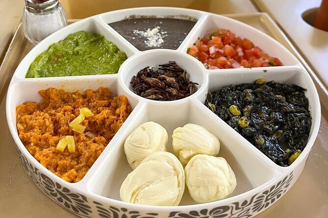 Xoximilco Cancun's Traditional Mexican Cruise and Dinner Party - How the Tour Enhances Mexican Culture Appreciation