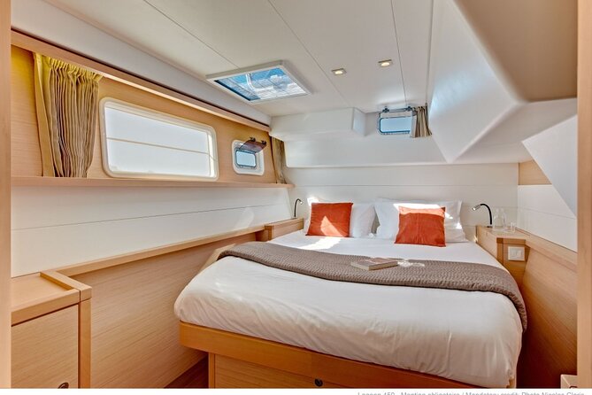 Yacht Catamaran Rental in Fort Lauderdale - The Sum Up: A Comfortable, Customizable Way to Explore Fort Lauderdale