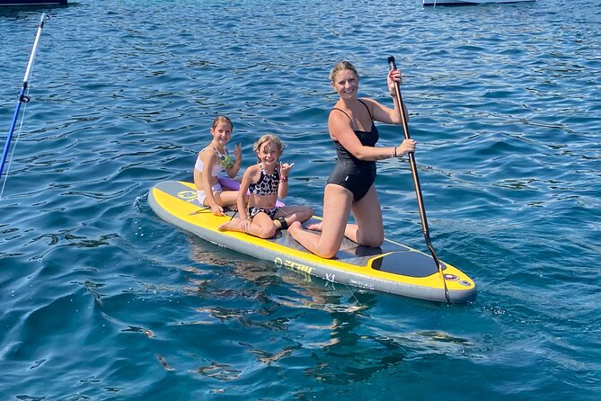 Yacht Me Up  Cannes-Lerins Sun & Pure all inclusive Freedom J4U - The Captain and Crew: Knowledgeable and Friendly Guides