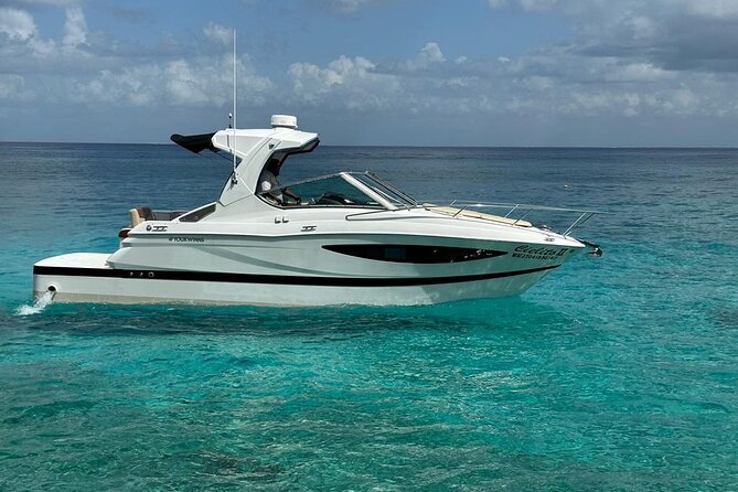 Yacht with visit to heaven cie service snorkell included - The Yacht and Crew: Top-Quality Service and Personal Attention