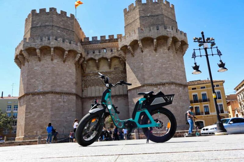 Yamaha Fat Bike Adventure: Valencias Past and Future - Exploring the Quart Towers and Turia Gardens