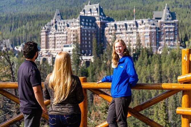 Year Round Tour: Banff and its Wildlife - Surprise Corner: The Iconic View of Castle of the Rockies