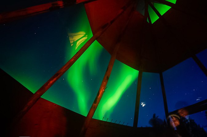 Yellowknife 2 Night Aurora Combo Hunting Cabin No Hotel - The Cozy Cabin: Comfort and Viewing Opportunities