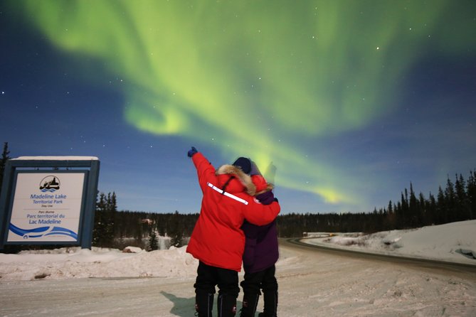 Yellowknife Tours - Aurora by bus - Flexible Booking and Group Size Considerations