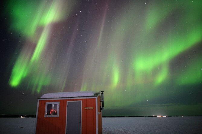 Yellowknife Winter 5 Days 4 Nights: Aurora and Day Activities - Aurora Viewing: Combining Lodge and Cabin Experiences