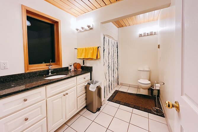 Yellowknife Winter 5 Days 4 Nights: Aurora and Day Activities - Cultural and Scenic Highlights in Yellowknife