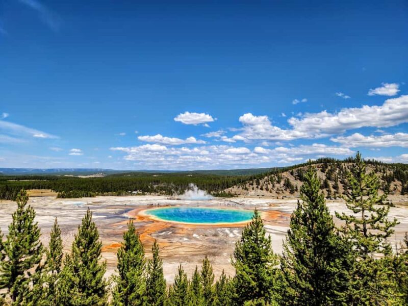 Yellowstone 2 Day Adventure - Upper and Lower Loop Tour - Explore Yellowstone in Comfort with a 2-Day Private Adventure