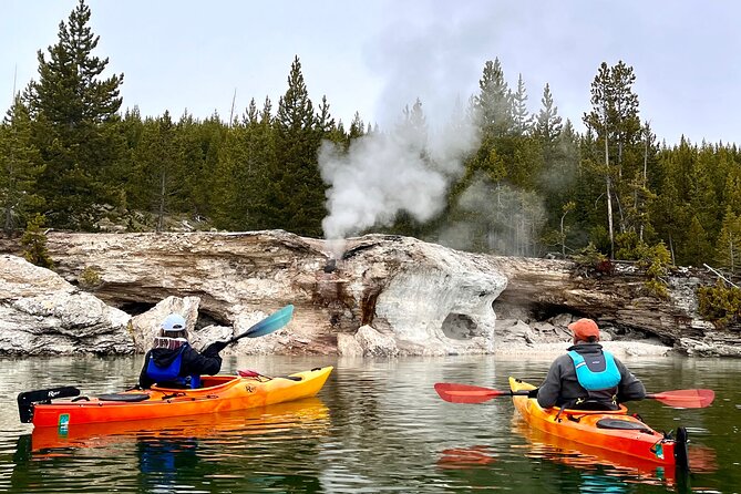 Yellowstone Lake & Hot Springs / 3 Hour Morning or Twilight Tour - Key Points