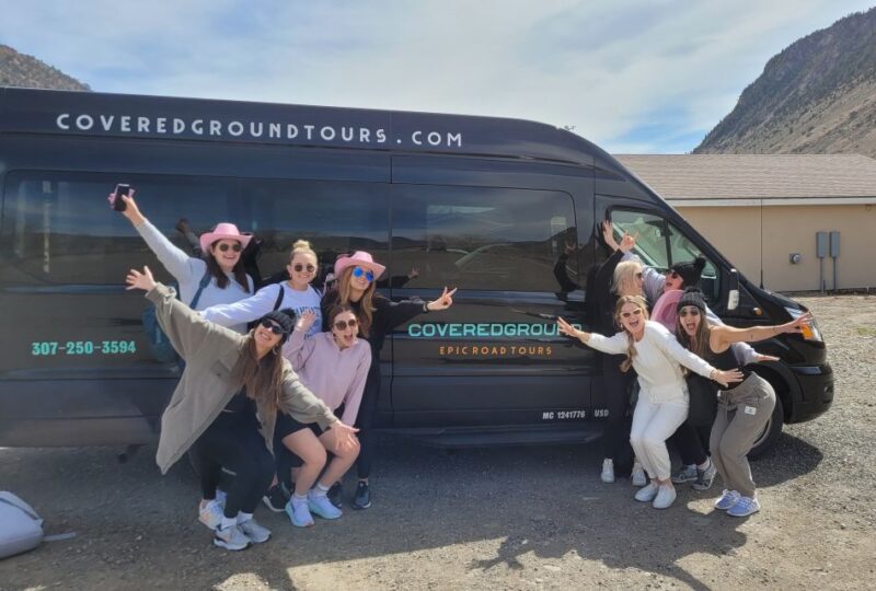 Yellowstone National Park Private Day Tour - Exploring Yellowstones Majestic Waterfalls and Valleys