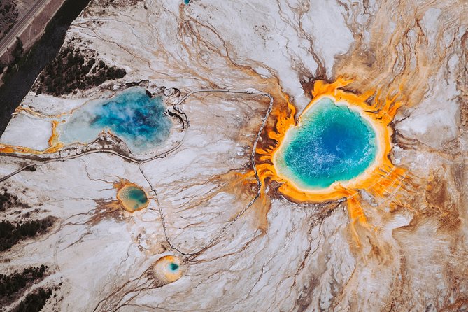 Yellowstone National Park Tour from Jackson Hole - The Grand Canyon of Yellowstone and Yellowstone Falls