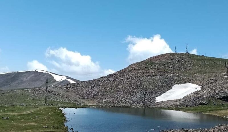 Yerevan: Amberd Fortress, Mount Aragats & Kari Lake Tour - Exploring Amberd Fortress: Armenia’s 10th-Century Stronghold