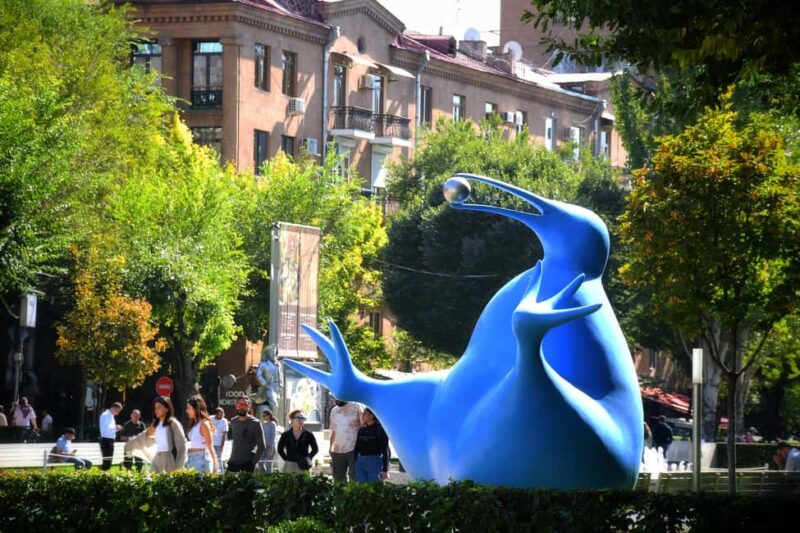 Yerevan: Armenian Language Walking Tour with Local Guide - Key Points