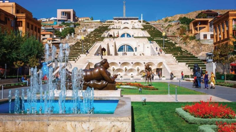 Yerevan: City Highlights Layover Tour from Zvartnots Airport - Visiting the Iconic Opera House and Its Architectural Grandeur