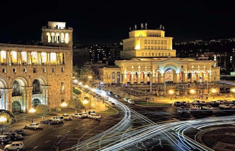 Yerevan: City Highlights Layover Tour from Zvartnots Airport - Discovering Republic Square and Its Surroundings