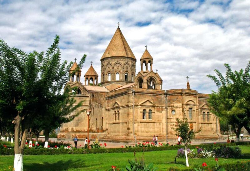 Yerevan: Echmiatsin St. Hripsime/Gayane, City tour Zvartnots - Discover the Spiritual and Cultural Heart of Armenia for $75