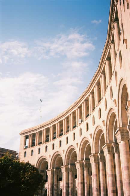 Yerevan: Evening Walking Tour with Local Guide - Returning to the Heart of Yerevan