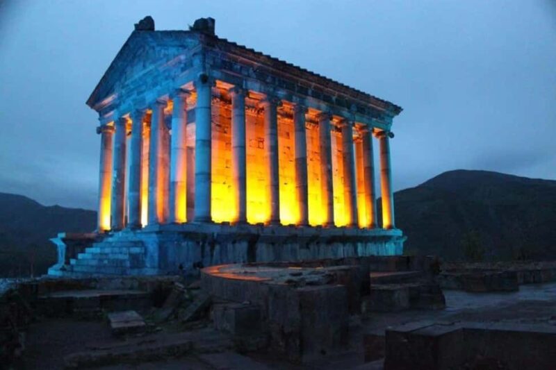 Yerevan: Garni, Geghard & Azat Canyon Sunset Tour - Azat Canyon Viewpoint and the Sunset Show