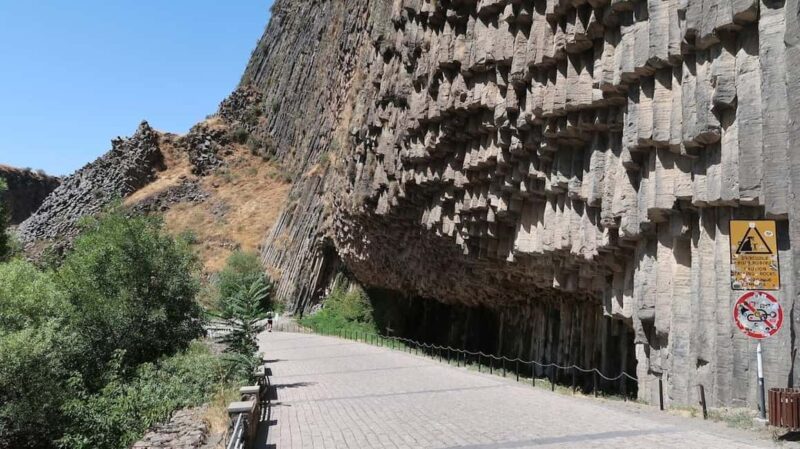 Yerevan: Garni, Geghard & Azat Canyon Sunset Tour - Comparing Similar Armenian Tours
